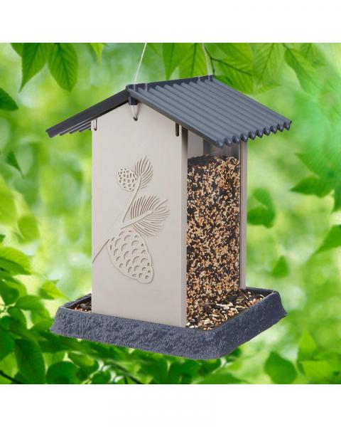 Pinecone Birdfeeder