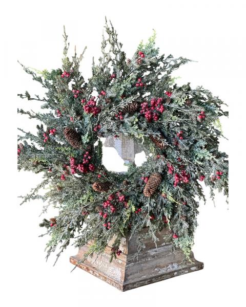 Berry Cedar Wreath 30"