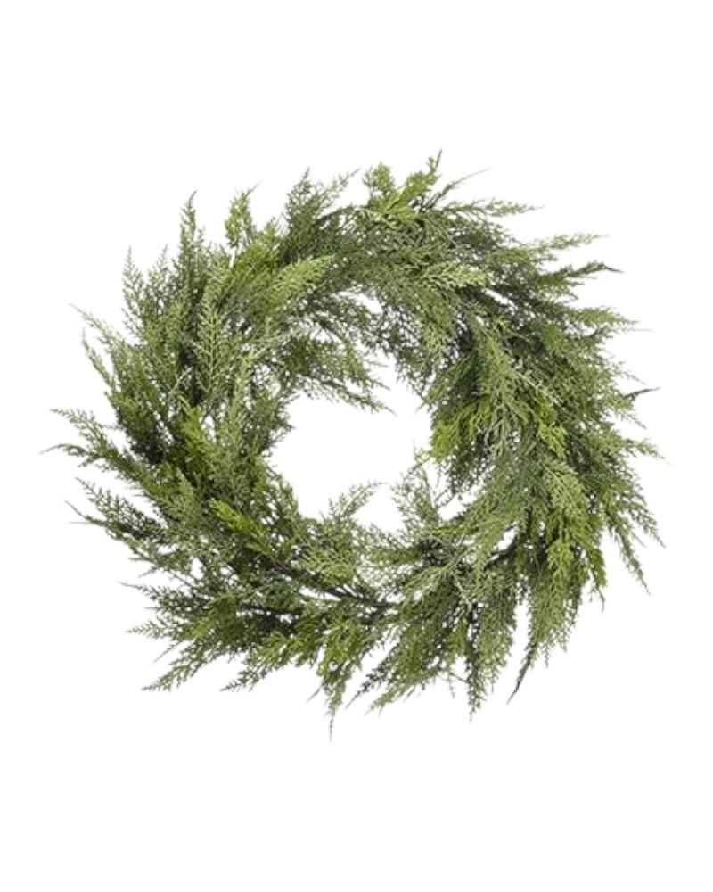 Deluxe Cedar Wreath 22"