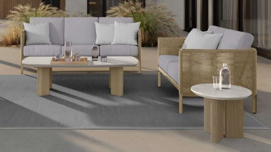 Outdoor Lounge Seating