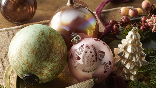 Theme Tree Ornaments